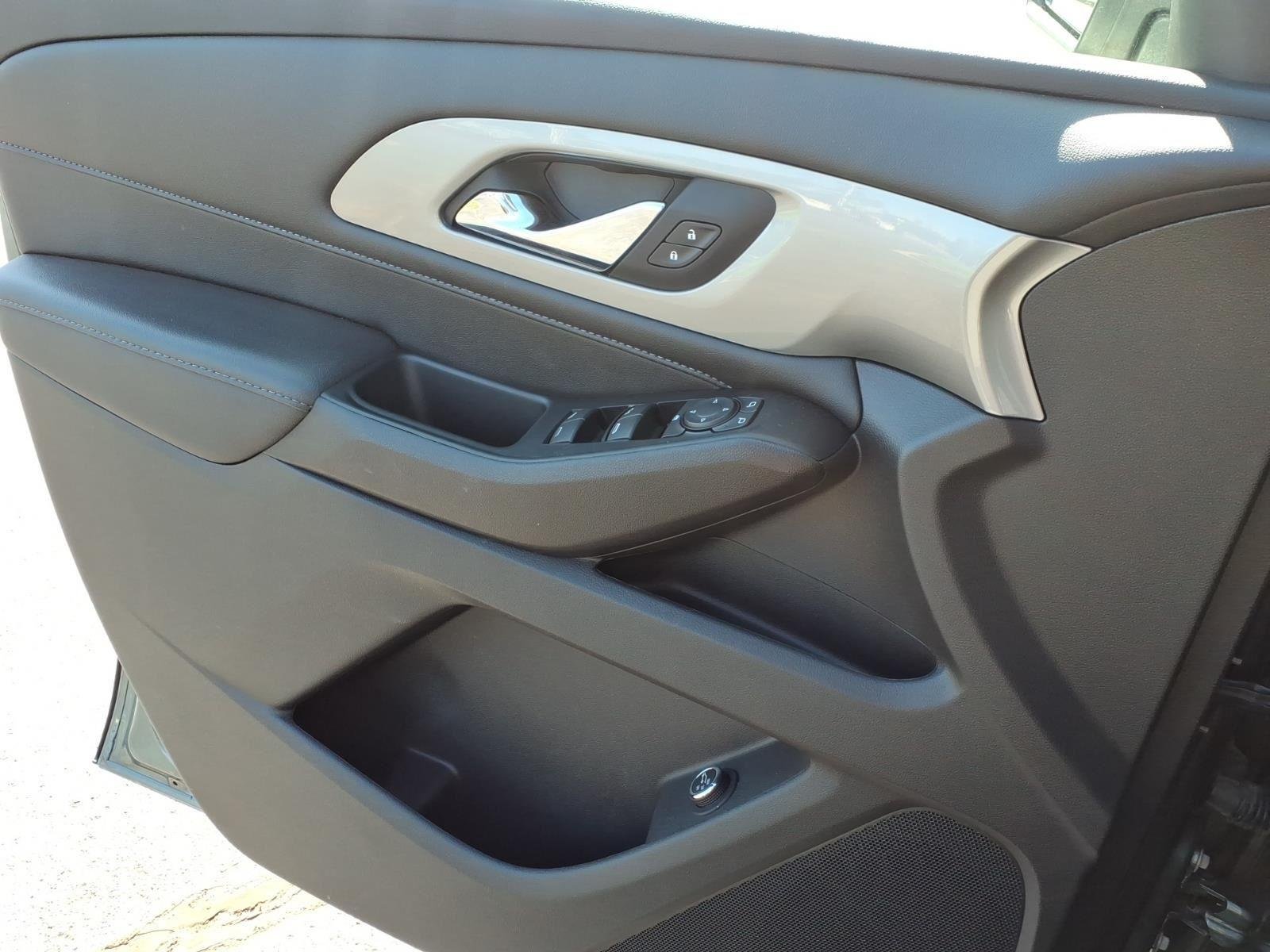 2023 Chevrolet Traverse 1LT - Photo 22