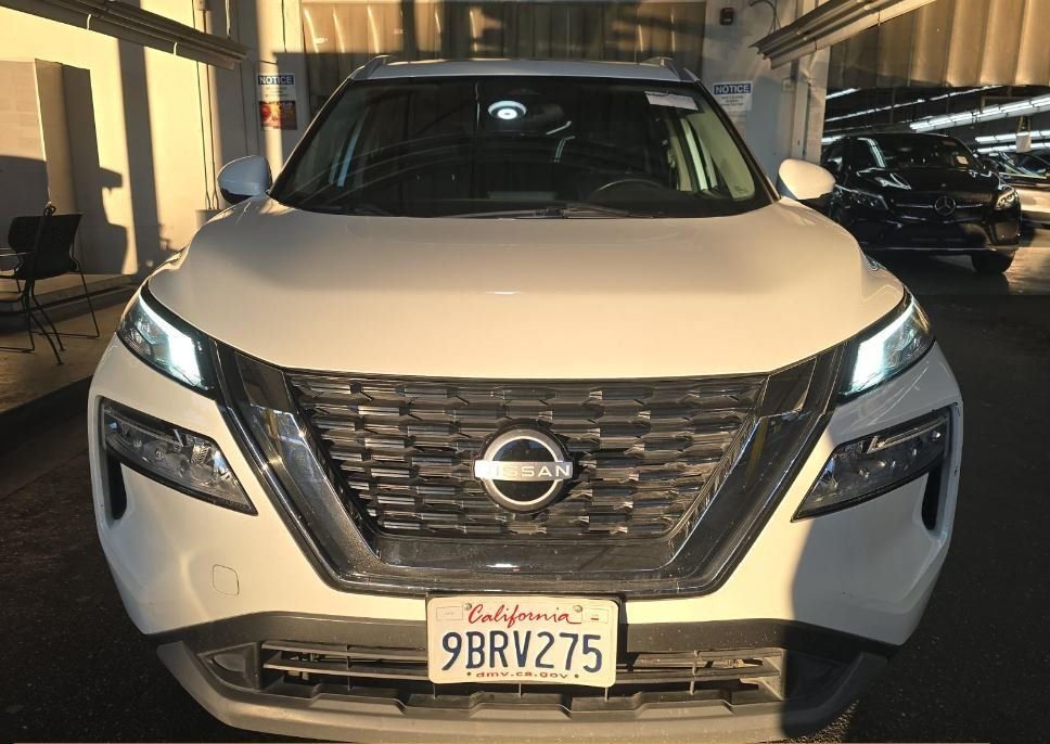 Used 2022 Nissan Rogue SV with VIN 5N1BT3BA0NC710234 for sale in Kansas City