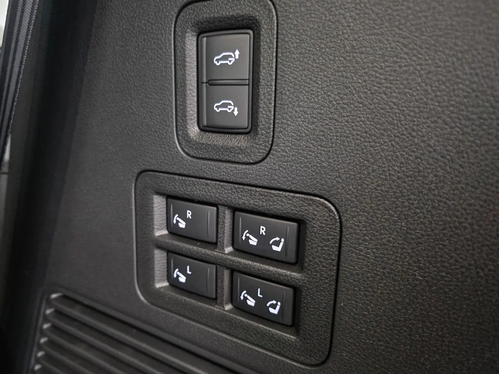 New 2026 Super Black Nissan PRO-4X® image 18