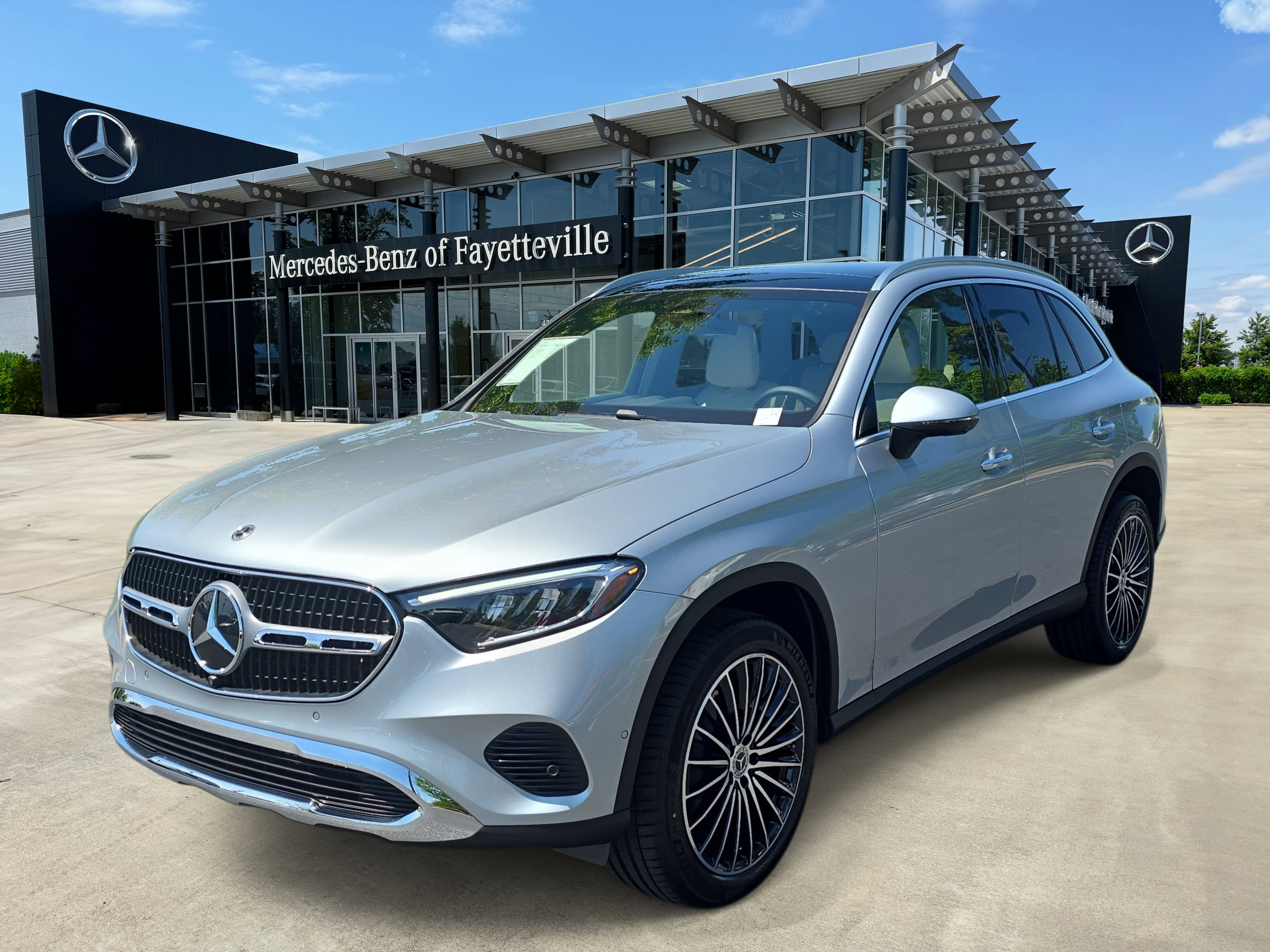 New 2026 Cirrus Silver Metallic Mercedes-Benz GLC300 image 1