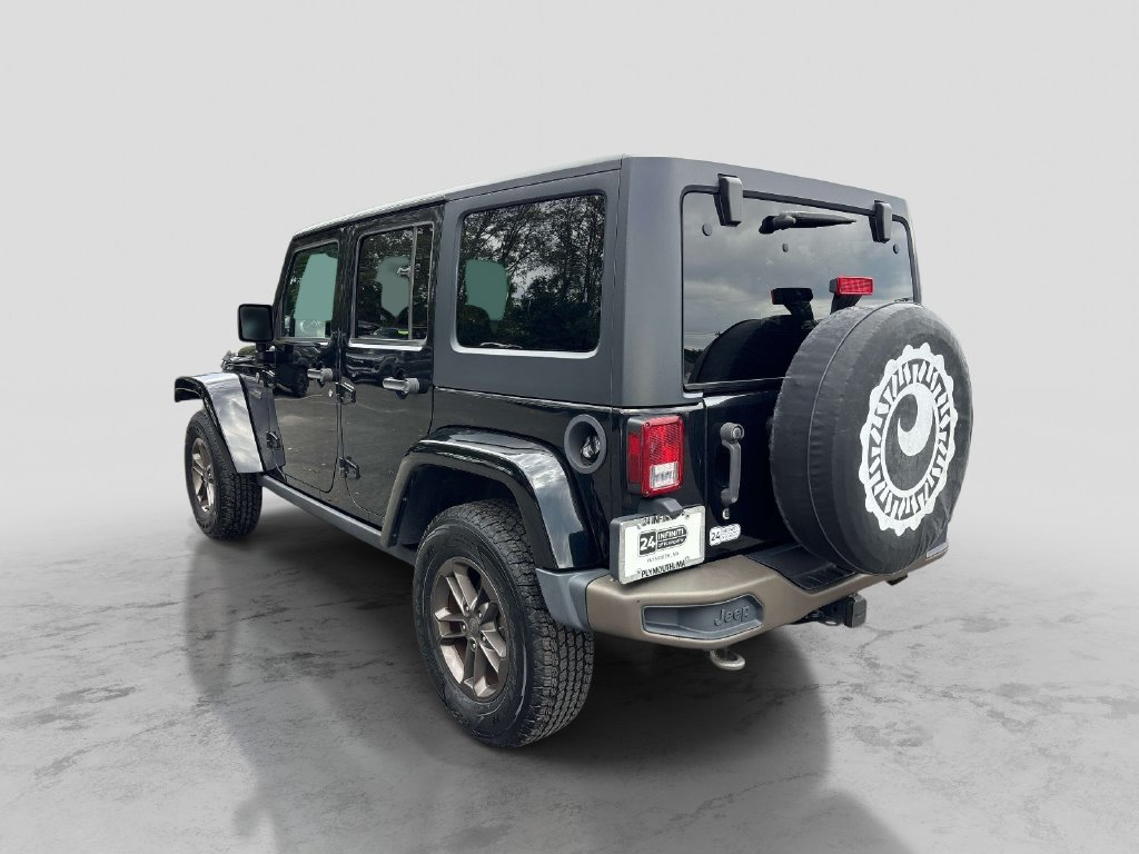 Used 2016 Black Jeep Unlimited Sahara image 3