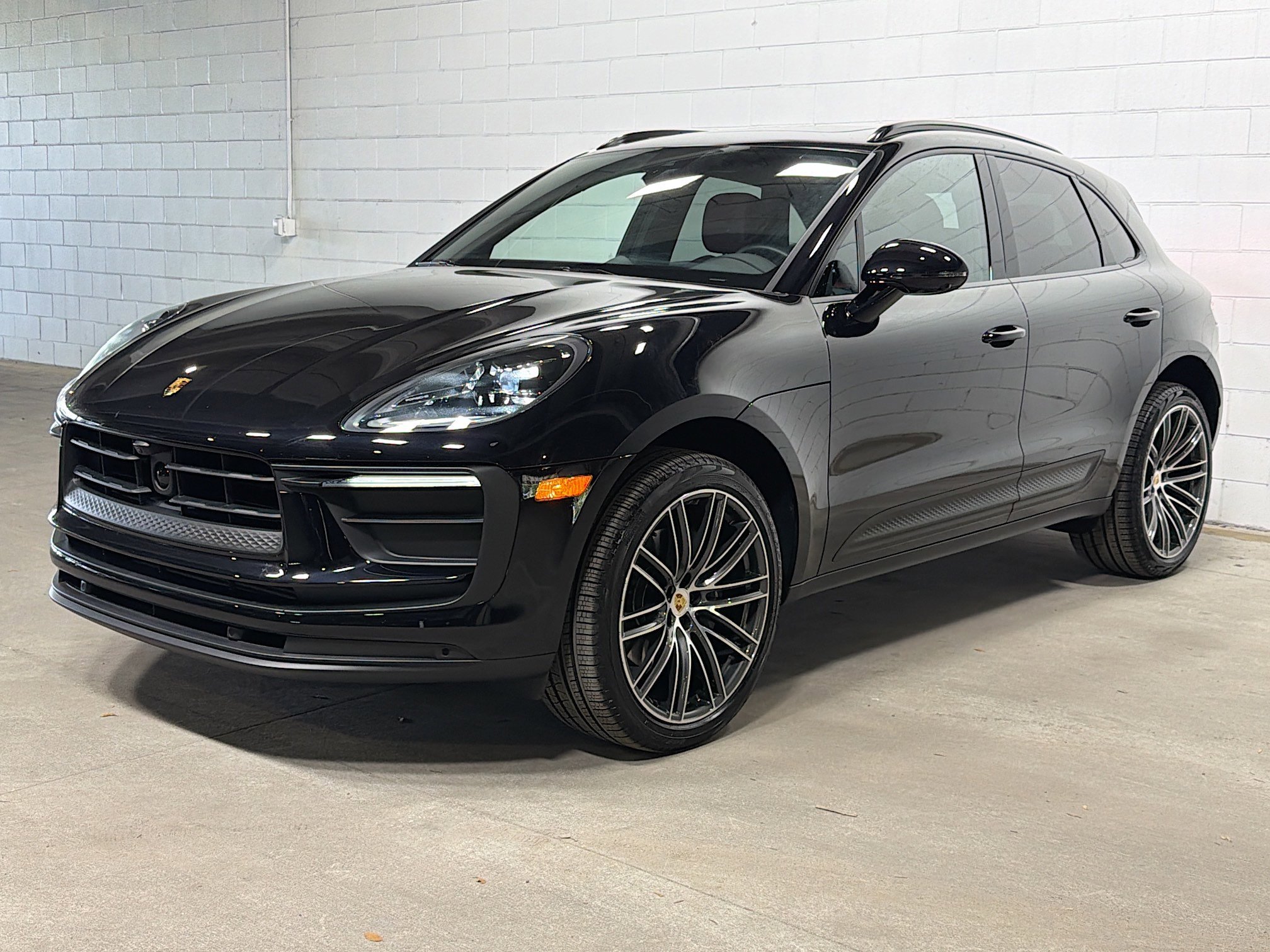 2026 Porsche Macan's photo