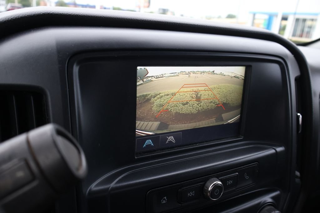 Used 2018 BLACK Chevrolet Custom image 24