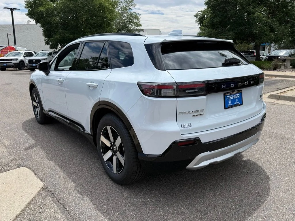 New 2026 Frostline White Pearl Honda Touring image 7