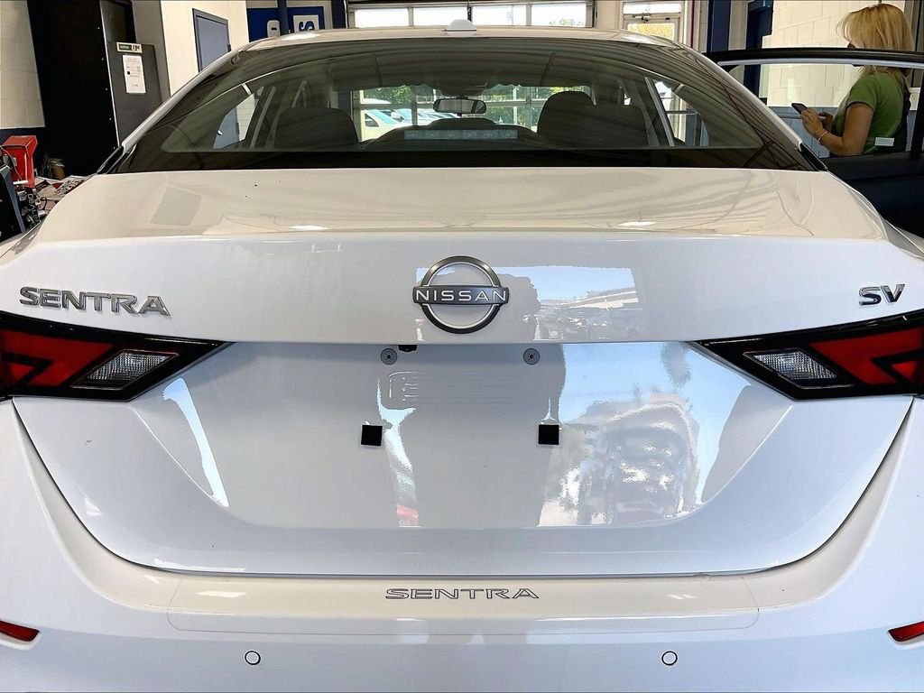 Used 2024 White Nissan SV image 26