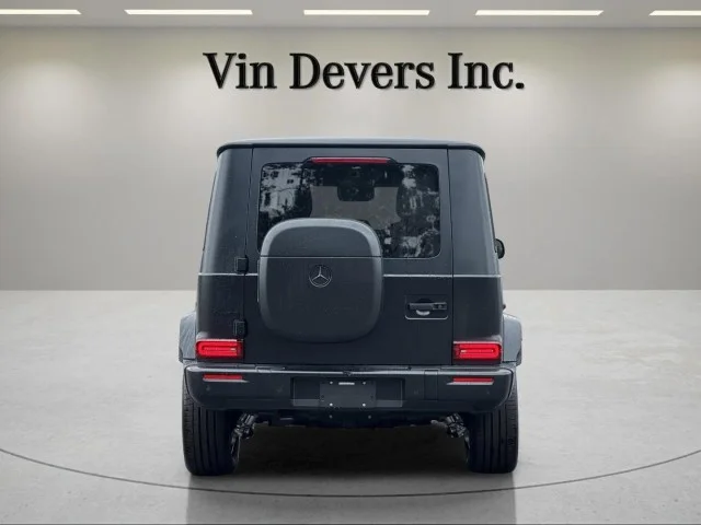 New 2027 MANUFAKTUR Night Black Magno Mercedes-Benz G 580 image 7