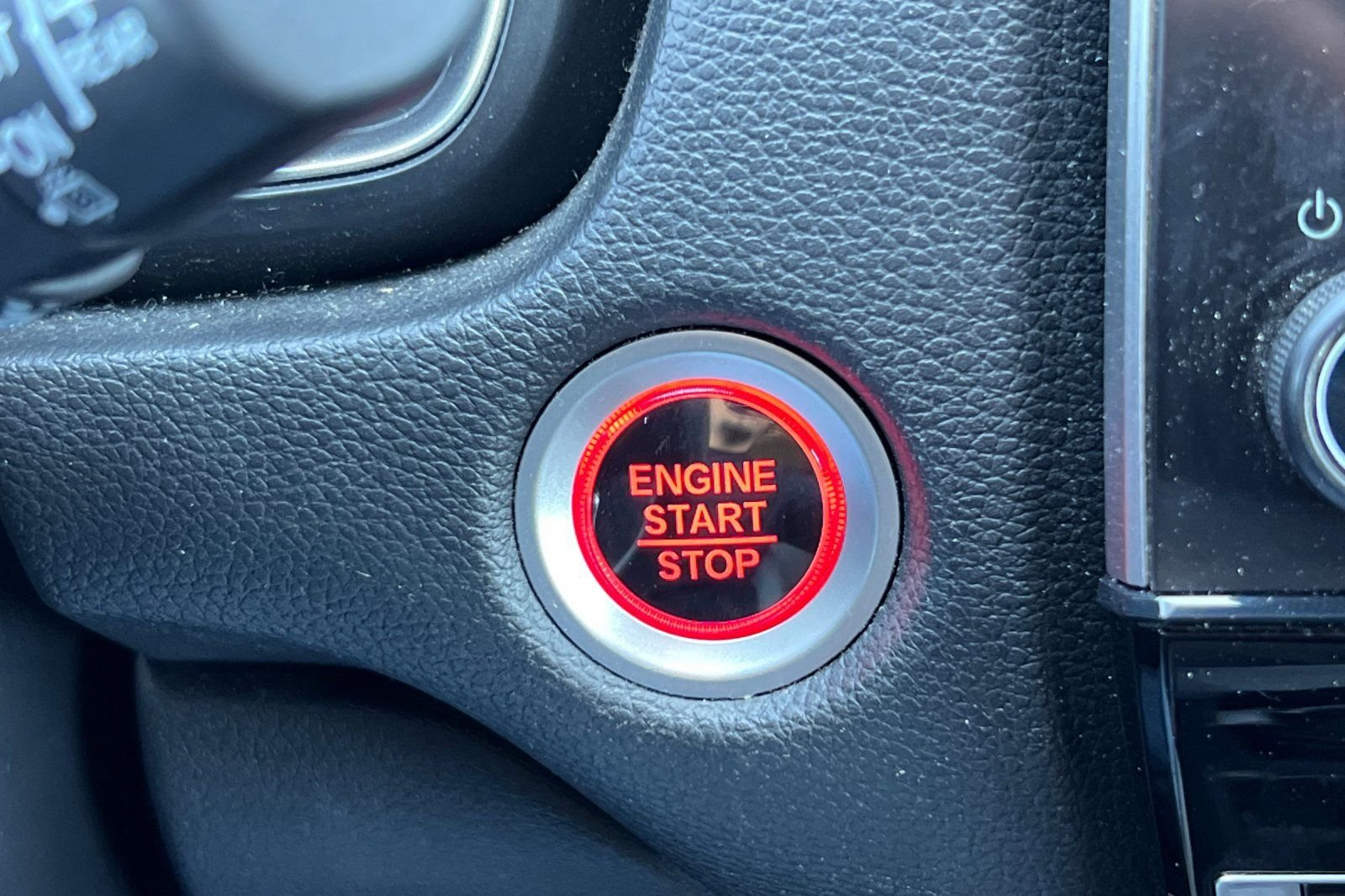 Used 2022  Honda EX image 26