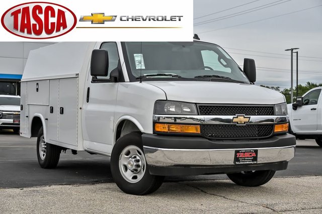 2025 Chevrolet Express Cutaway 3500 1WT