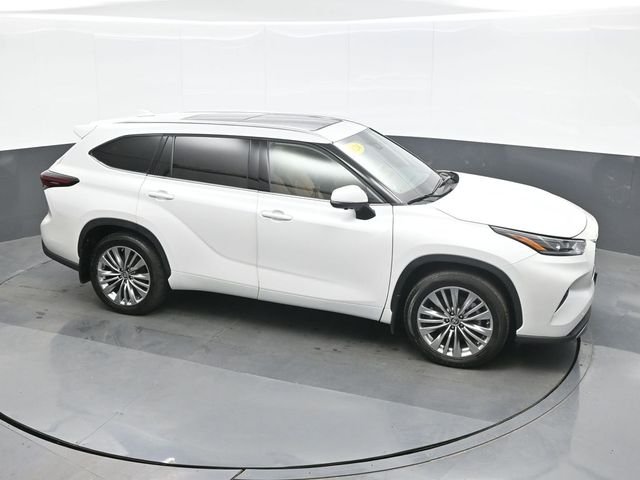 Used 2024 Beige Toyota Platinum image 15