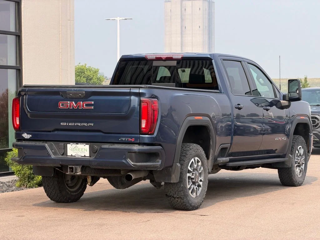 Used 2022 Blue GMC AT4 image 5