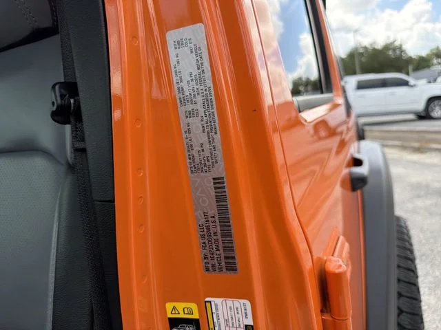 Used 2025 Orange Jeep Sport S image 33