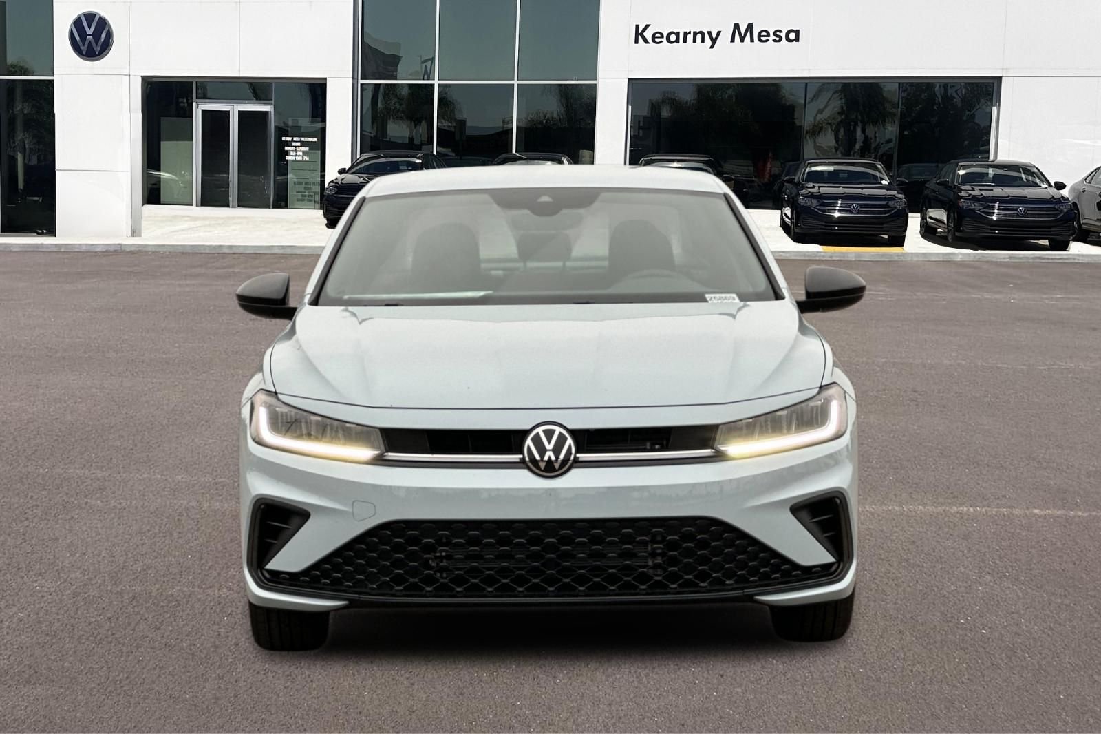 New 2026  Volkswagen 1.5T Sport image 9