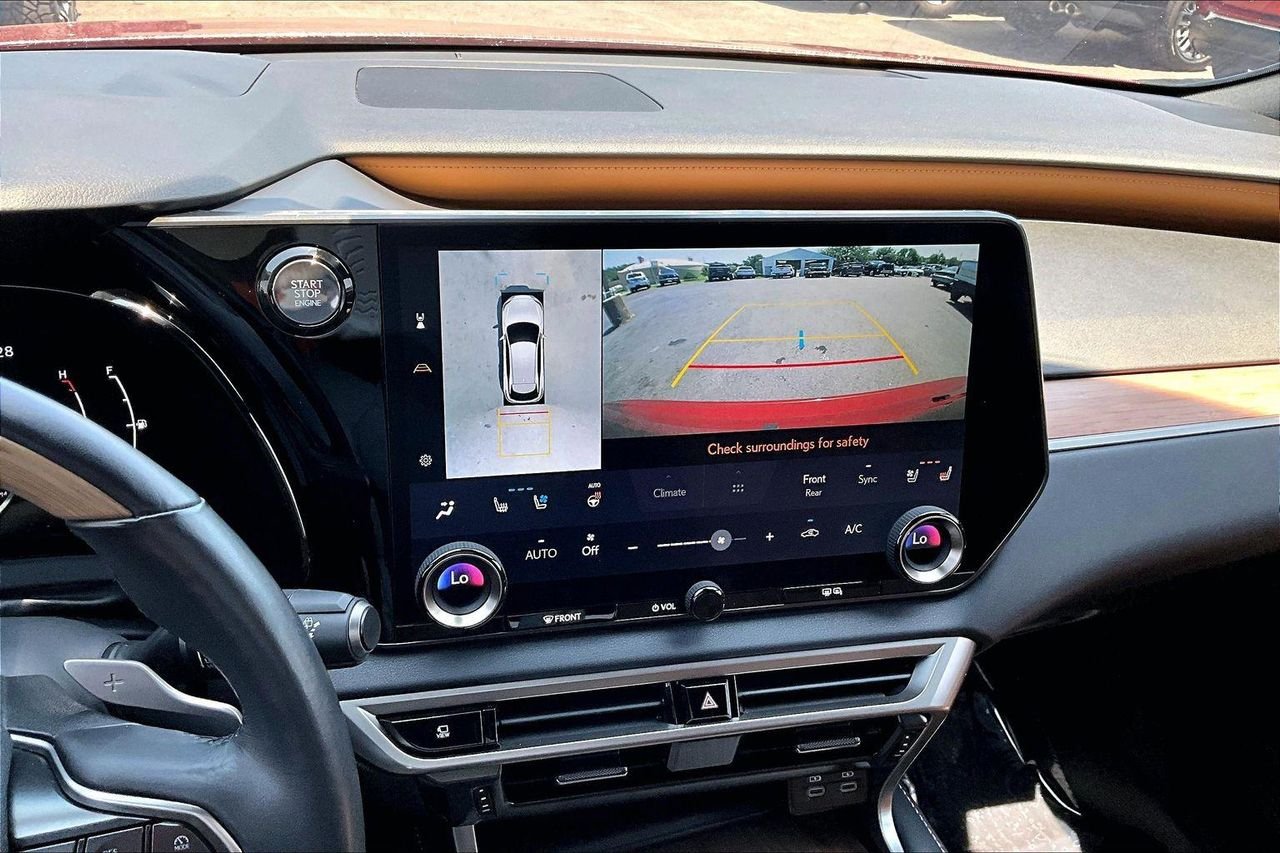 2023 Lexus RX 350 - Photo 17
