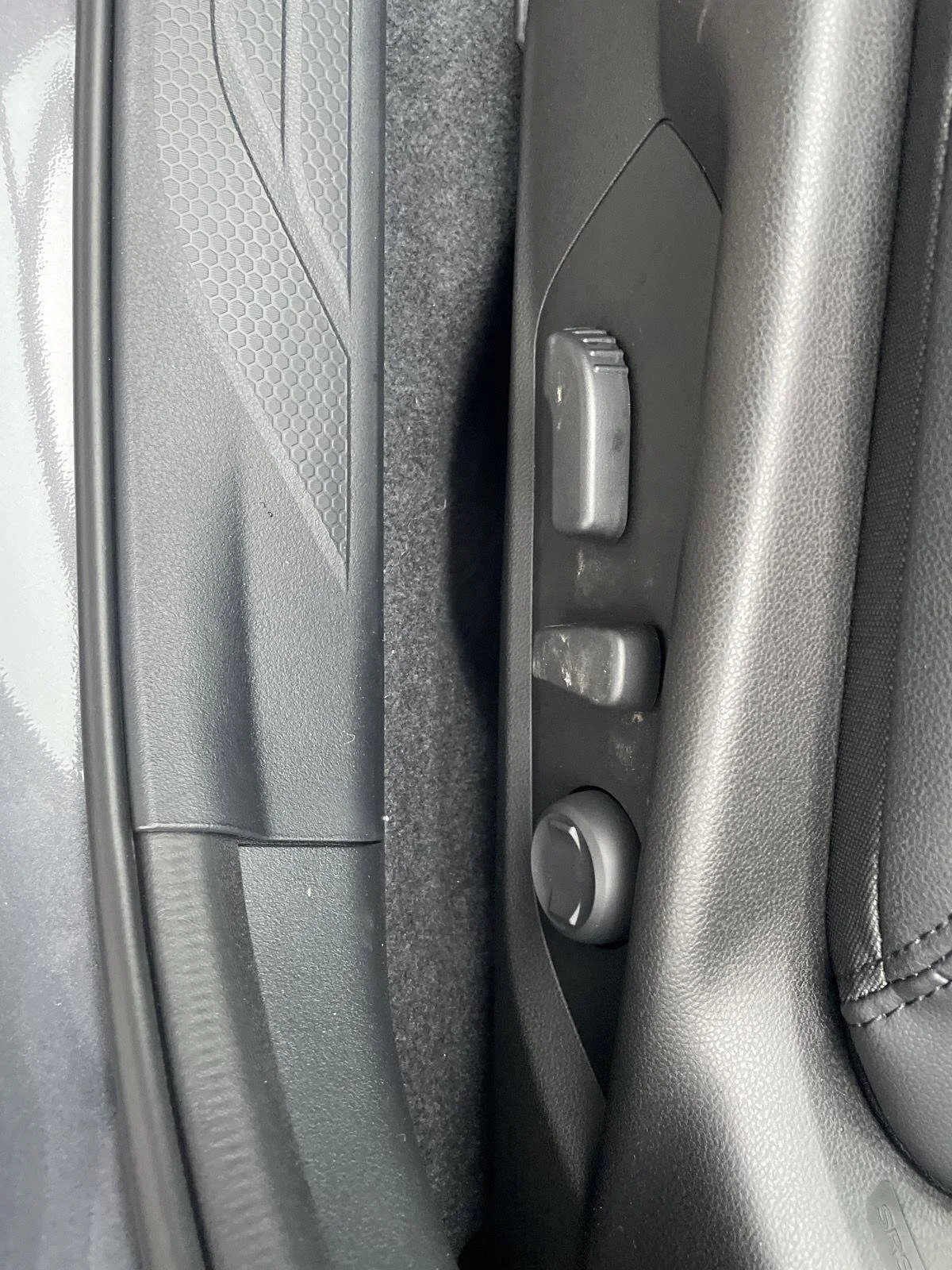 New 2026 Magnetite Gray Metallic Subaru Premium image 11