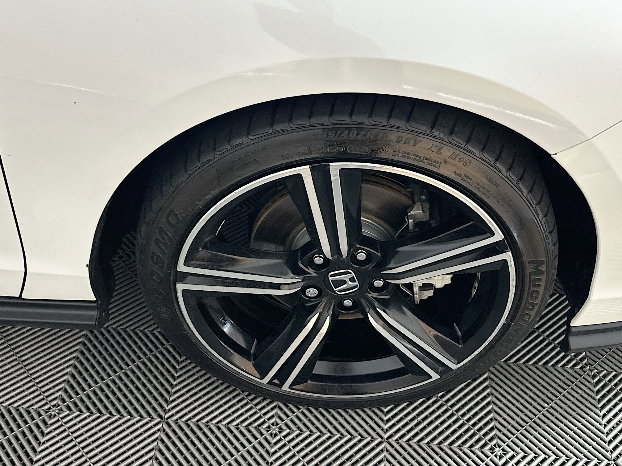 Used 2023 White Honda Sport image 11