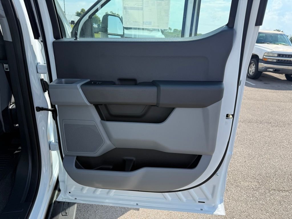 2026 Ford F-350 Super Duty XL - Photo 20