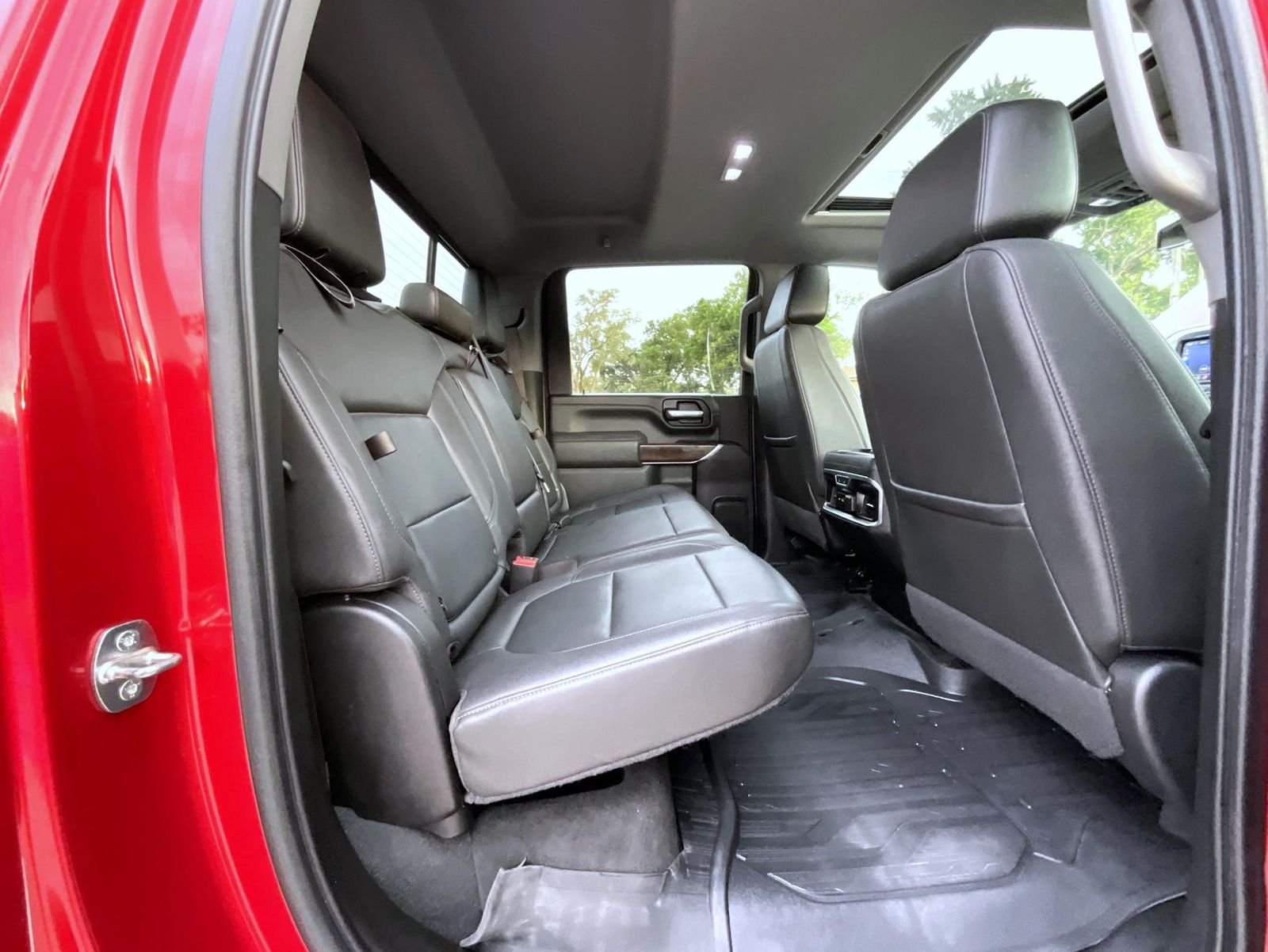 Used 2023 Red GMC SLT image 21