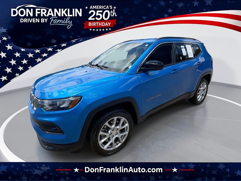 Used 2023 Blue Jeep Latitude Lux image 1