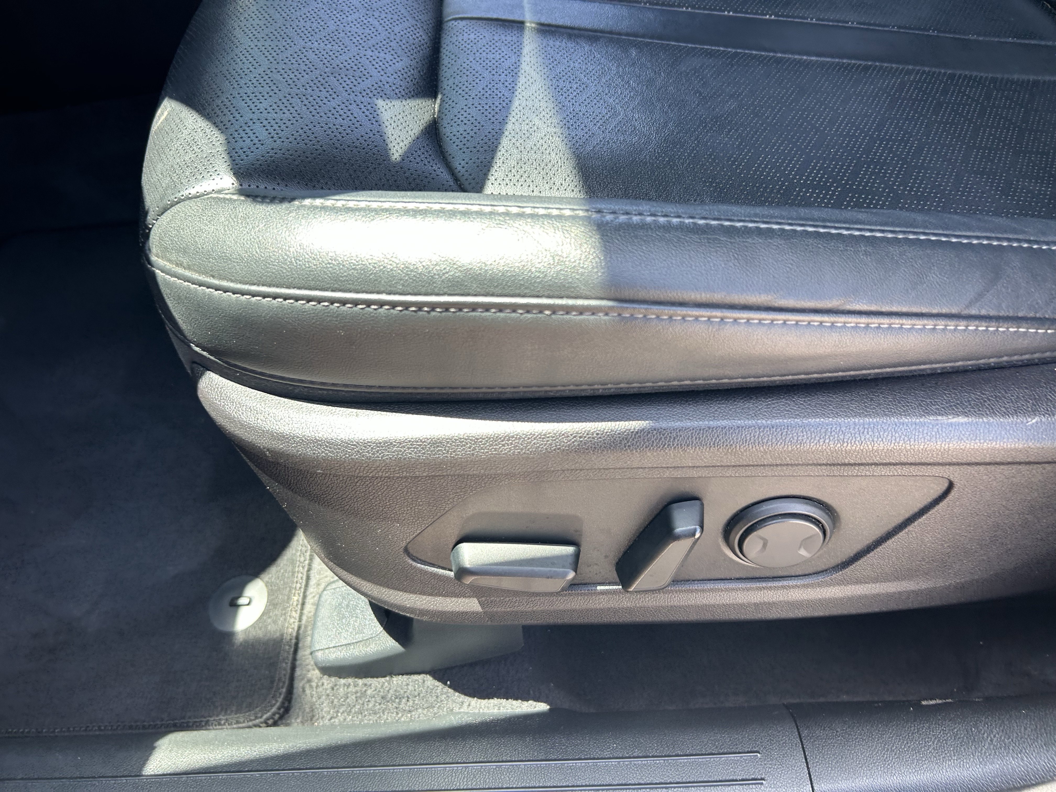 2021 Kia Sorento SX - Photo 11