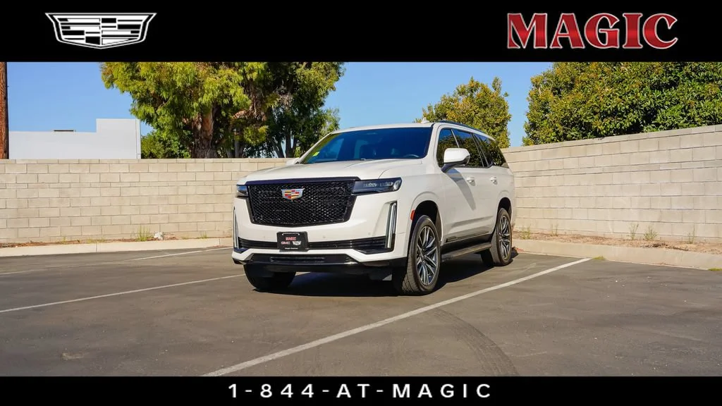 Used 2021 CRYSTAL WHITE TRICOAT Cadillac Sport Platinum image 1