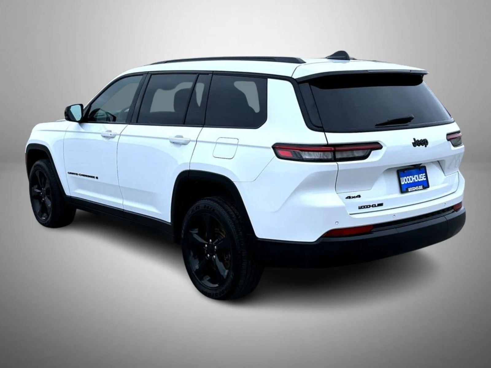 Certified Used 2024 White Jeep Altitude X image 7