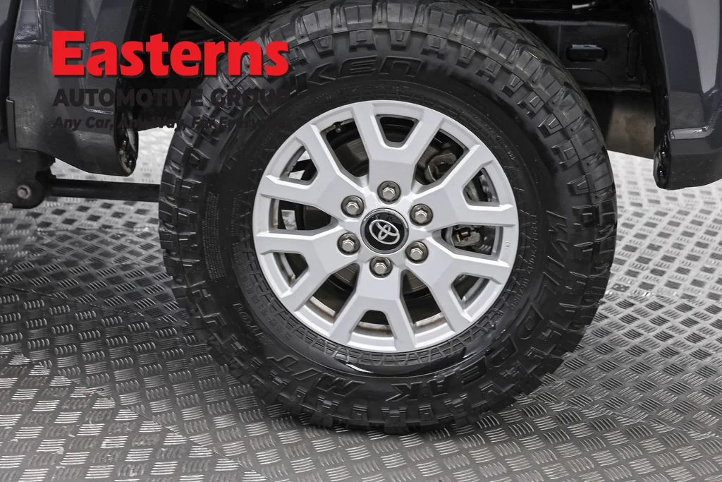Used 2025 Black Toyota SR5 image 33