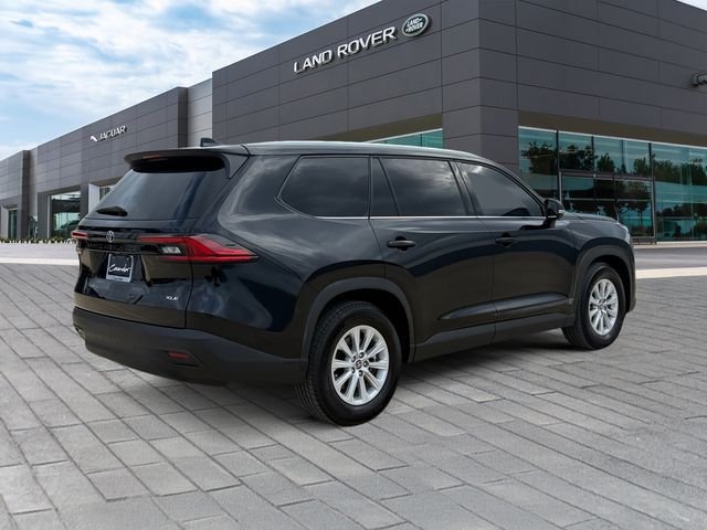 Used 2025 Black Toyota XLE image 5