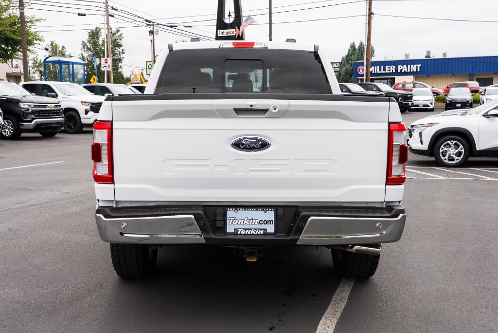 Used 2022 Oxford White Ford Lariat image 3