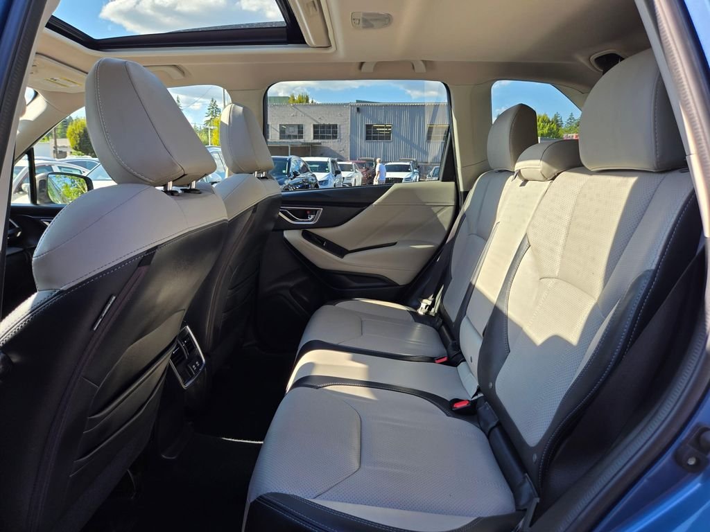 Used 2020 Horizon Blue Pearl Subaru Limited image 16