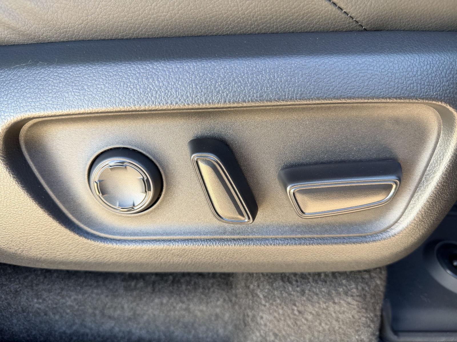 2026 Toyota 4Runner Limited - Photo 23