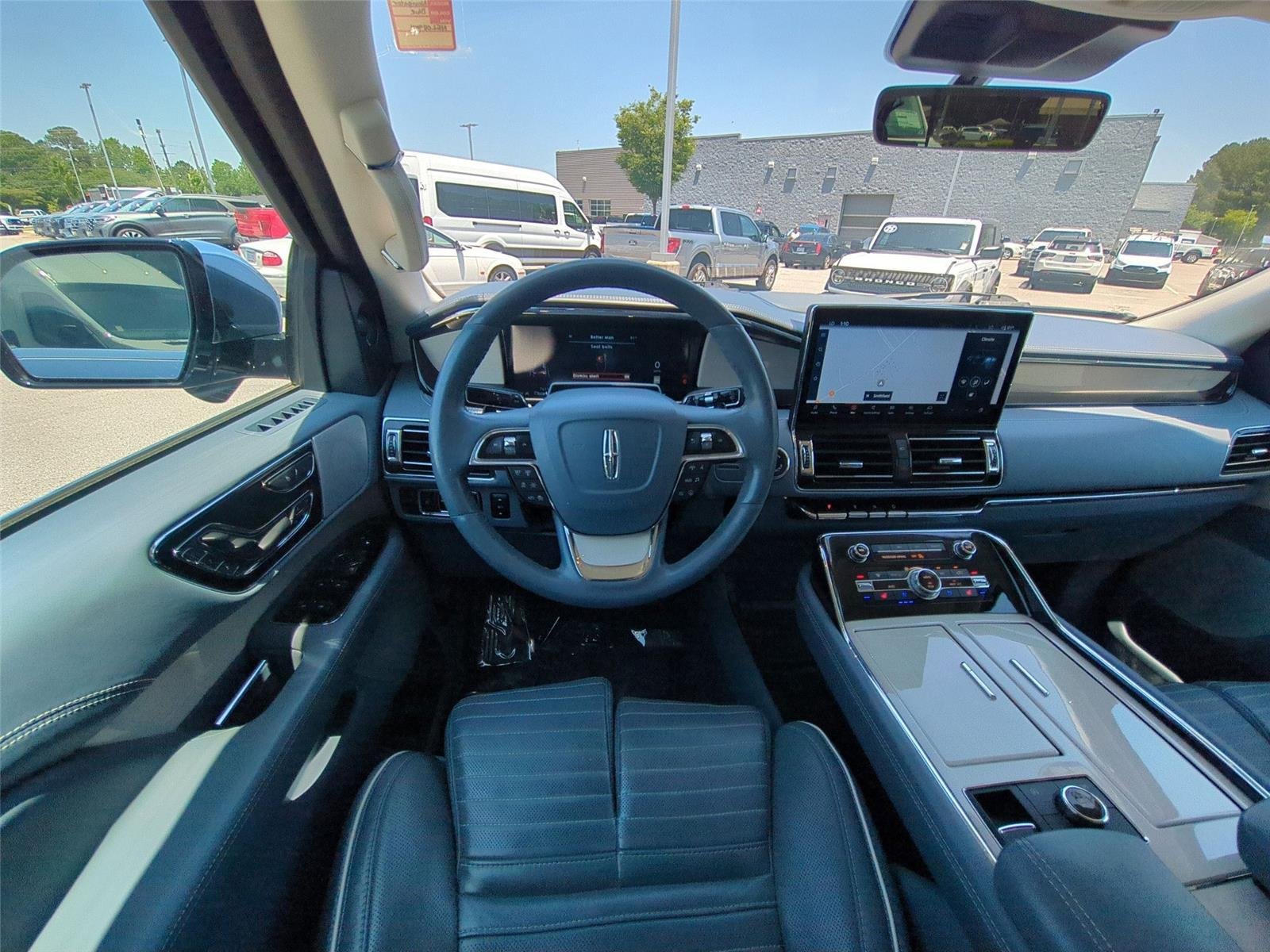 Used 2022 Chroma Crystal Blue Metallic Premium Colorant Lincoln Black Label image 35