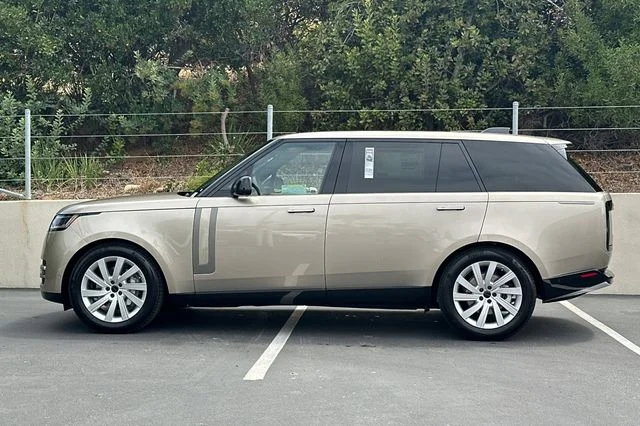 New 2026 Batumi Gold Land Rover SE image 2