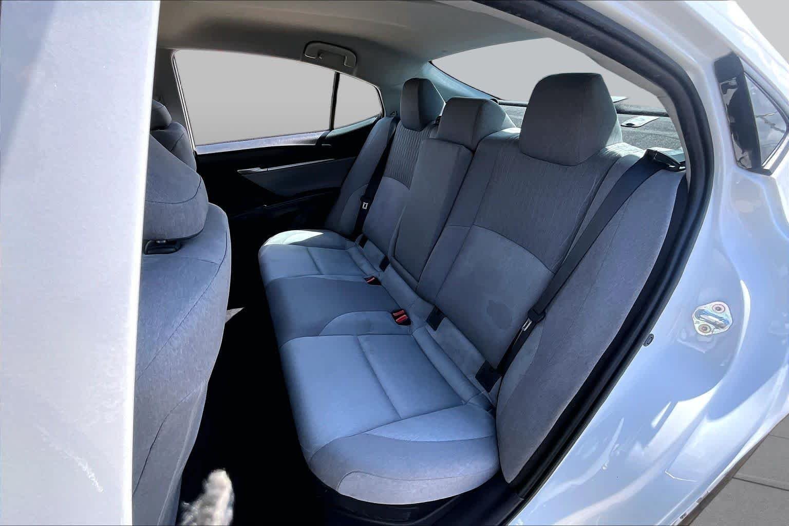 Used 2025 Ice Cap Toyota LE image 19