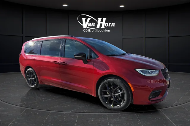 New 2026 Red Hot Pearl-Coat Exterior Paint Chrysler Select image 40