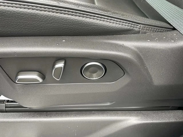 Certified Used 2025 Metallic GMC Denali image 19