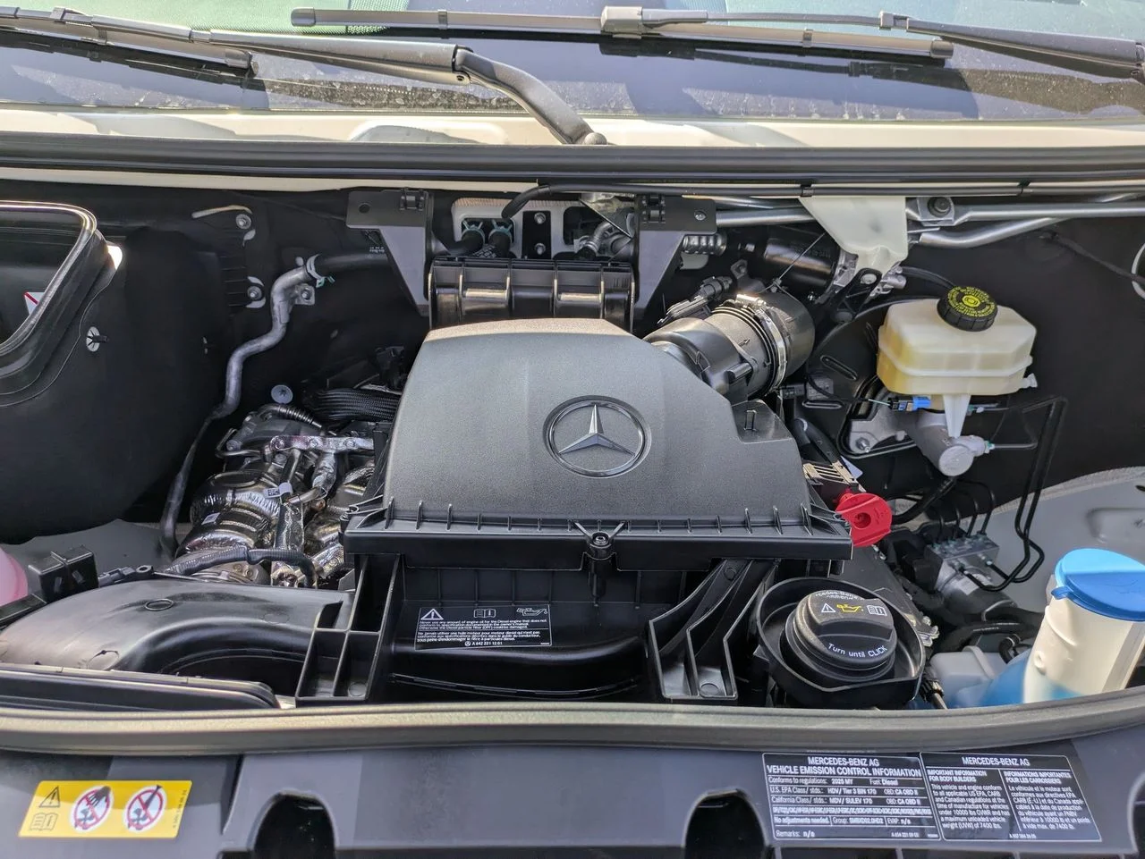 2025 Mercedes-Benz Sprinter Crew Van Base - Photo 9