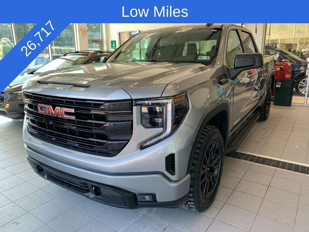 Used 2024 Silver GMC Elevation image 2