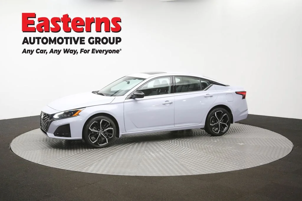 Used 2025 Gray Nissan 2.5 SR image 58