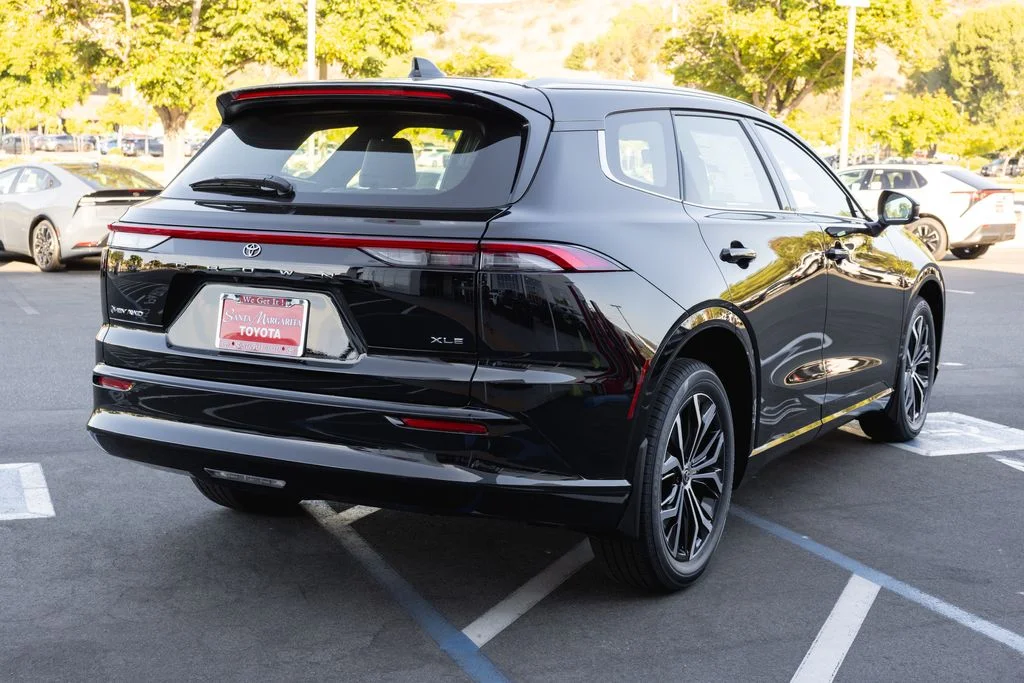 New 2026 Black Toyota  XLE image 5