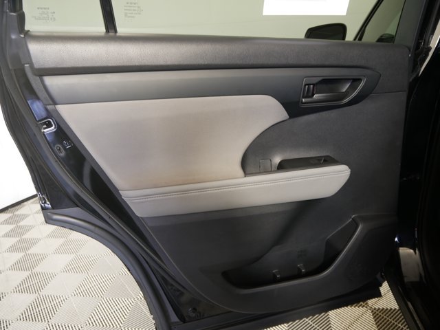 Used 2020 Midnight Black Metallic Toyota LE image 11