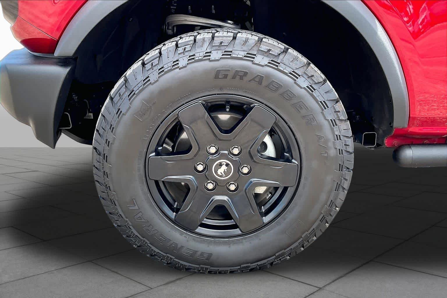 Used 2025 Ruby Red Metallic Tinted Clearcoat Ford Big Bend image 10