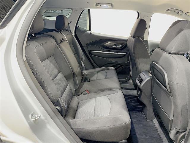 Used 2022 Quicksilver Metallic GMC SLE image 24