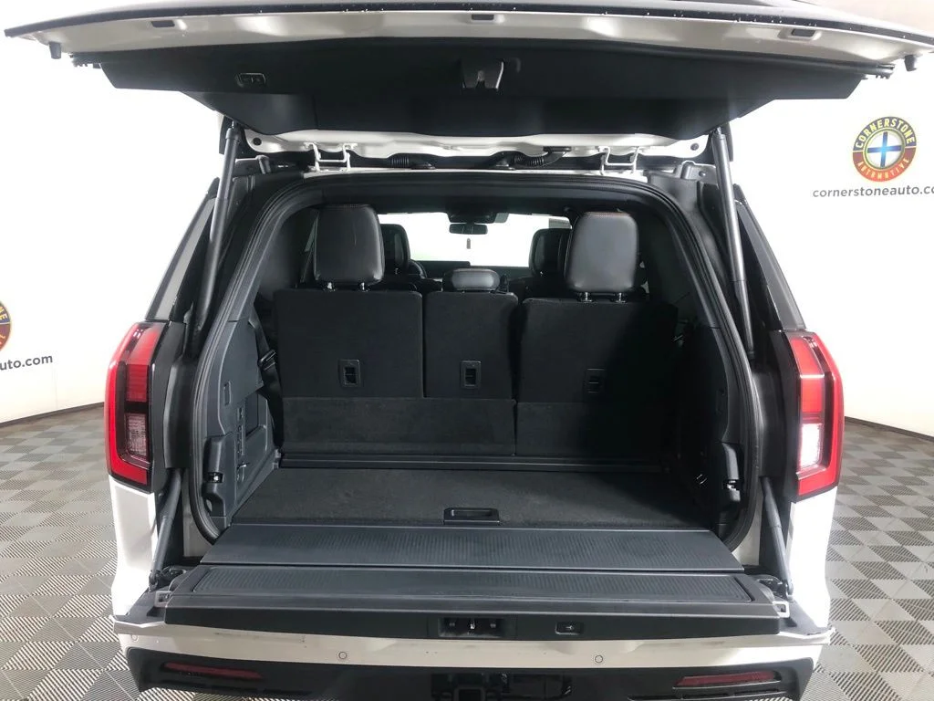 New 2026 Star White Metallic Tri-Coat Ford Tremor® image 19