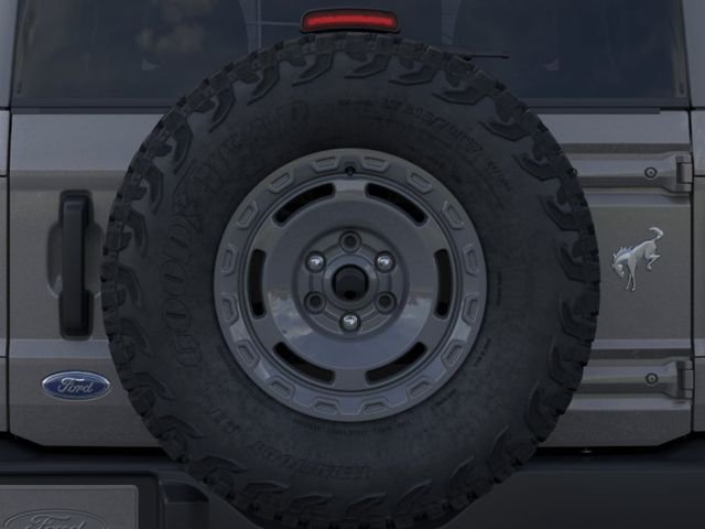 New 2025 Carbonized Gray Metallic Ford Base image 24