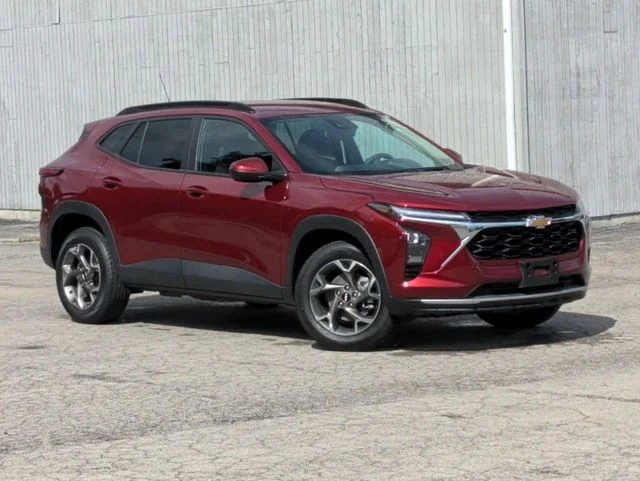 Used 2025 Red Chevrolet LT image 11