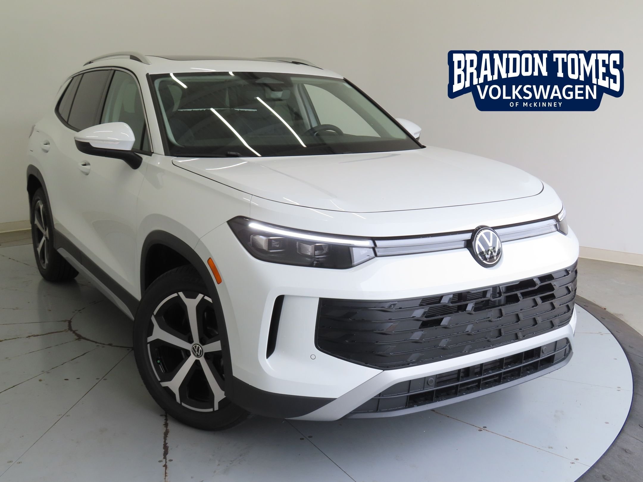 New 2026 White Volkswagen 2.0T SE image 1