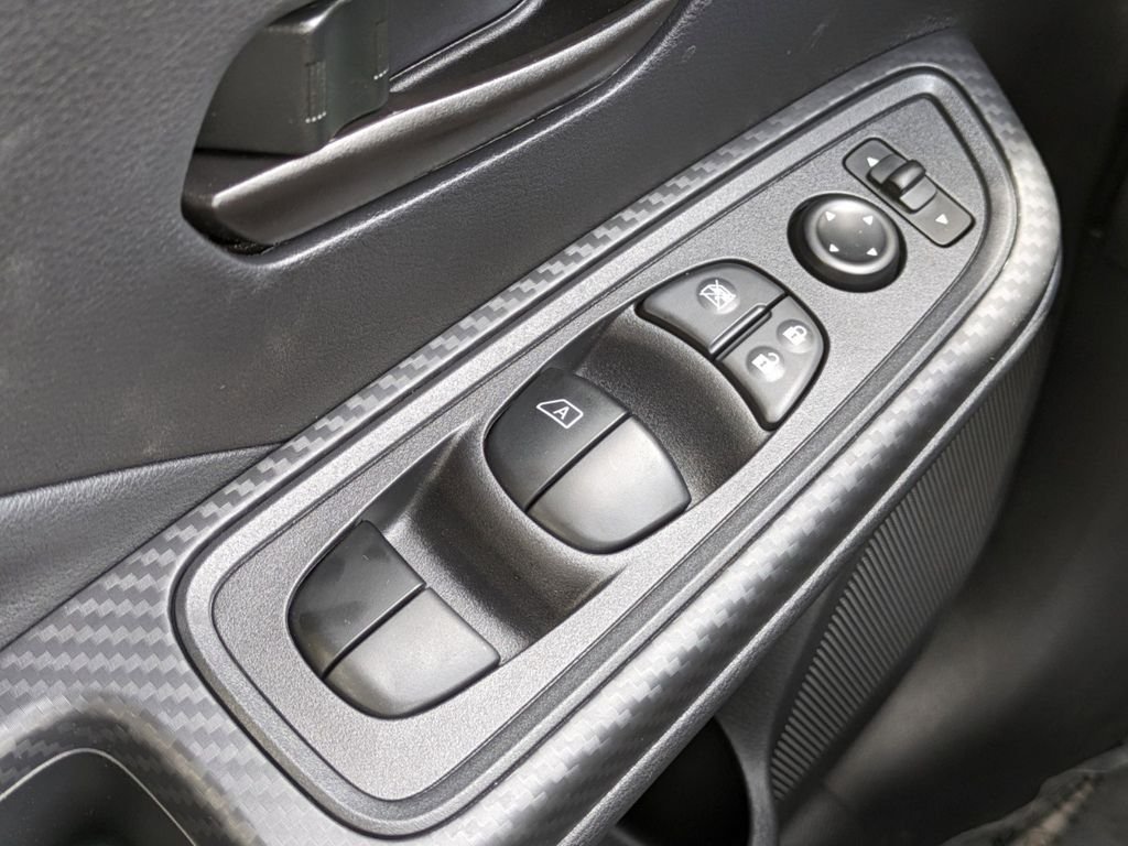 2025 Nissan Versa Sedan S - Photo 15