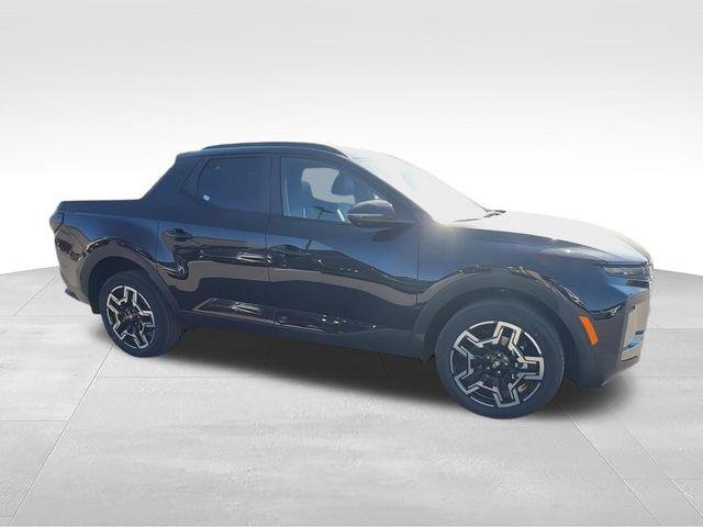 2025 Hyundai Santa Cruz Limited - Photo 2