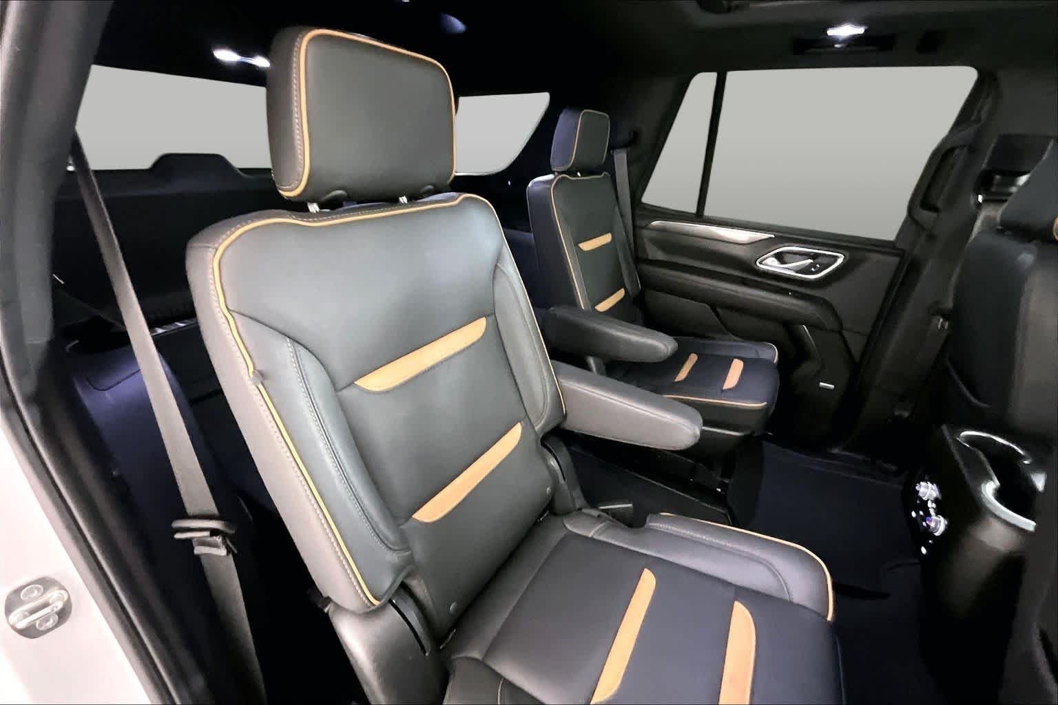 Used 2023 Summit White GMC AT4 image 20