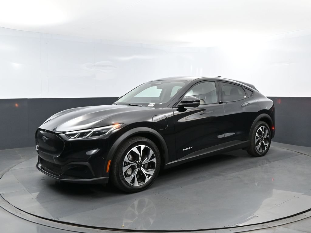 2024 Ford Mustang-Mach-e Select's photo